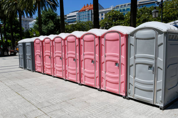 Best VIP or Luxury Restroom Trailers  in Kyle, TX